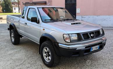 Nissan Navara 2.5 TD Pick Up