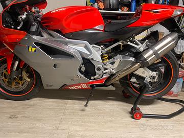 Aprilia rsv 1000 R 2004