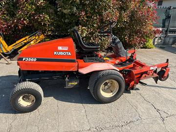 T49 - Tagliaerba 4x4 kubota f3560