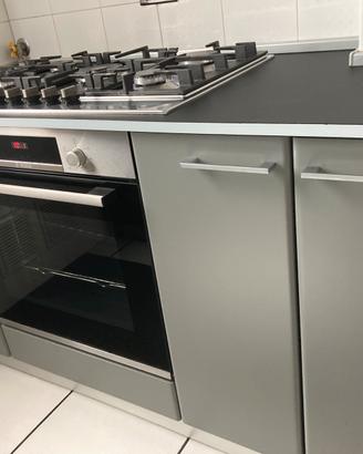 Cucinino con elettrodomestici inclusi