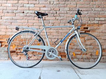 Bianchi Spillo 54 (165 - 175 cm.)