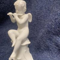 GINORI Capodimonte: putto musicante