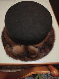 Cappello donna usato vintage in feltro e visone 