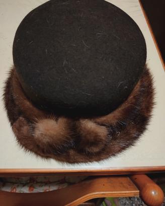 Cappello donna usato vintage in feltro e visone 