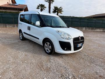 Fiat doblo 1.6 gasolio 5 posti autocarro anno 2012