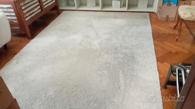 Tappeto grigio morbidissimo di grandi dimensioni