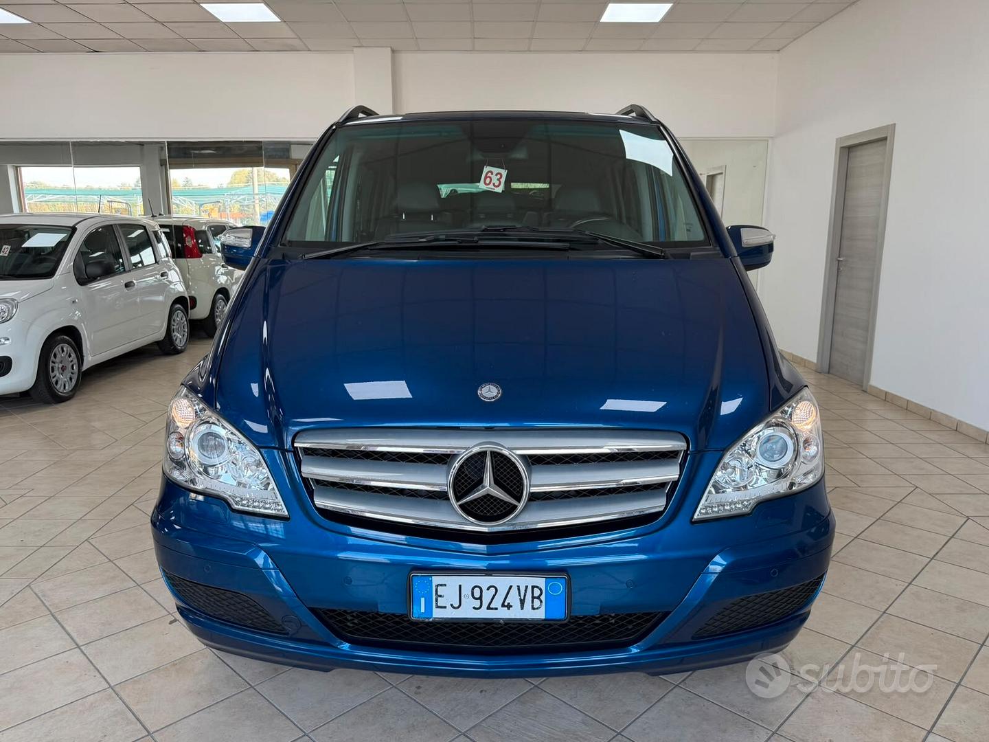 Mercedes-Benz Viano 2011 photo 2