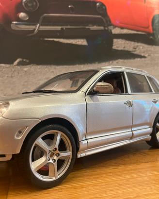 Porsche Cayenne Turbo Maisto