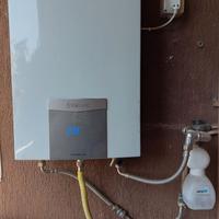 SCALDABAGNO a GAS VAILLANT(TURBOMAG PLUS 17 LITRI)