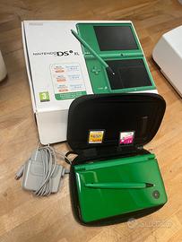 Nintendo DS XL verde