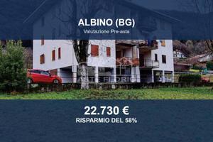 Immobile in asta di 85 m² con box auto a Albino