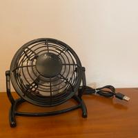 Mini ventilatore USB + Chiavetta USB 8GB