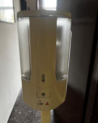 dispenser gel disinfettante
