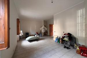 3 LOCALI A CARDITO