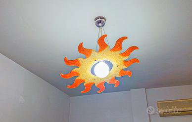 Lampadario a forma di sole