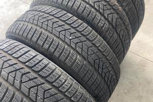 255 60 18 pirelli usate