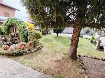 Appartamento a Biassono