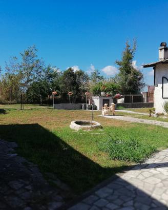 Terracina villa mq. 165 su 1 livello con giardino