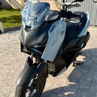 Yamaha Xmax 300 Tech Max Plus Naviga 05/25 1000km