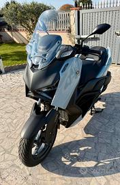 Yamaha Xmax 300 Tech Max Plus Naviga 05/25 1000km