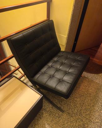  Poltrona Iconica Modello "Barcelona" – Pelle