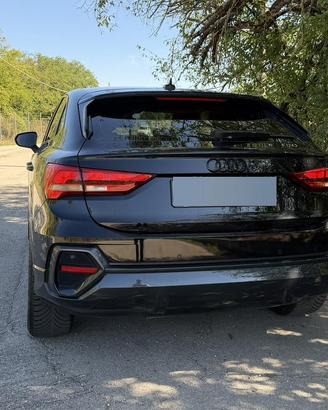 Audi Q3 SB TDI S tronic -nero Mithos full optional
