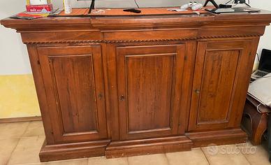 Mobile in noce a tre ante