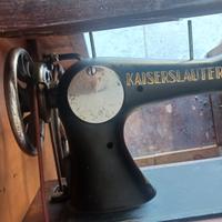 macchina da cucire con mobile 1930