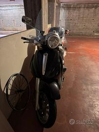 Piaggio Beverly 500