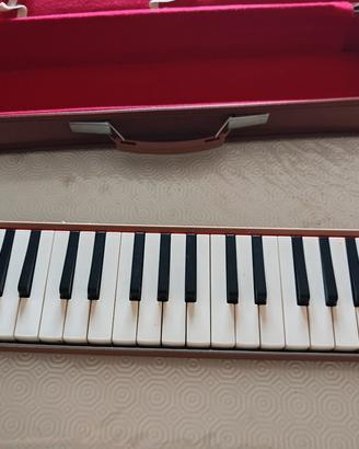 Vintage Samick Melodihorn M -36 
