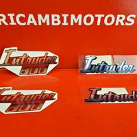 ADESIVO EMBLEMA DECALCO SUZUKI INTRUDER