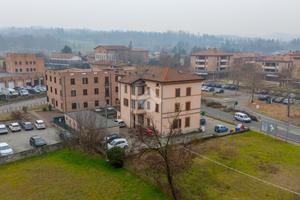 4 LOCALI A LANGHIRANO