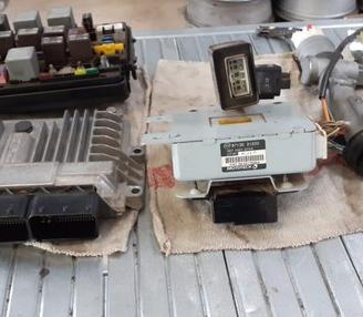Kit centralina Ssangyong Actyon 2.0 A6645404432