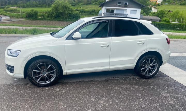 Audi Q3 Quattro S Tronic 177 CV 2011 179000 Km