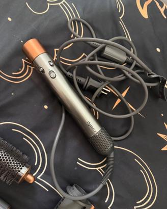 Dyson Airwrap per capelli lunghi