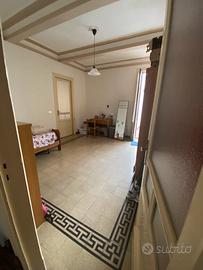 🏡 CAMERA SINGOLA IN CENTRO A CATANIA