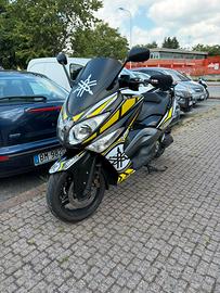 Yamaha tmax 500