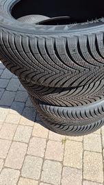 Gomme auto jeep cheroke