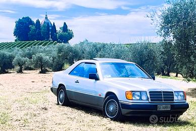 Mercedes CE 300 Veicolo storico