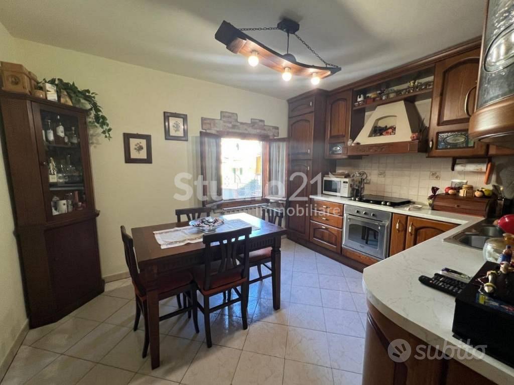 Appartamento di 85 m² con 4 locali a Figline e Inc - Vista 5