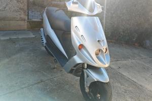 Malaguti Phantom F12 raffreddato a liquido