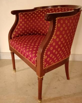 Art Decò_Poltroncina a pozzetto