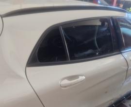 Mercedes Gla 200d Amg incidentata