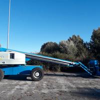 Piattaforma a braccio articolato GENIE S 65