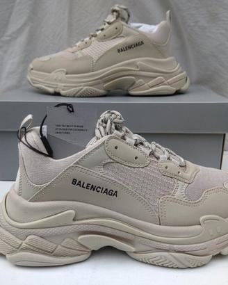 Balenziaga triple-s