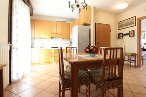 3 LOCALI A SAN PIETRO IN CASALE