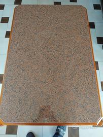 TAVOLO IN GRANITO PERFETTO