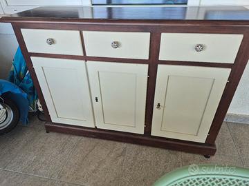 credenza in arte povera 