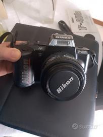 Macchina fotografica NIKON F 401 S. valigetta . 