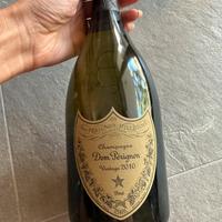 DOM PERIGNON Champagne VINTAGE 2010 nudo